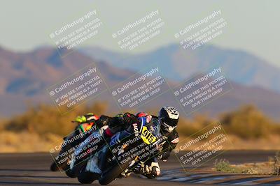 media/Jan-21-2023-CVMA (Sat) [[b9eef8ba1f]]/Race 12 Amateur Supersport Open/